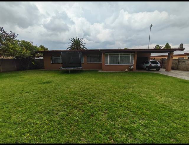 3 BEDROOM HOUSE FOR SALE IN SASOLBURG EXT 5